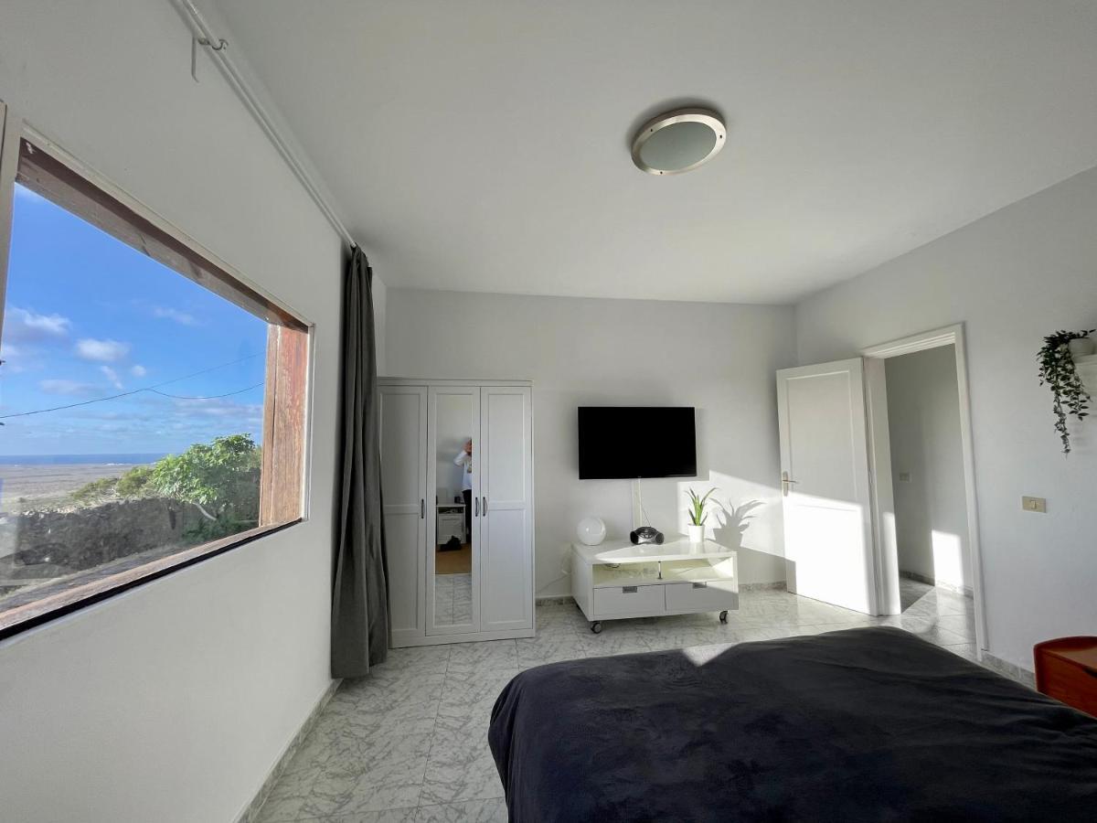 Casa Famara Teguise (Lanzarote) Exterior foto