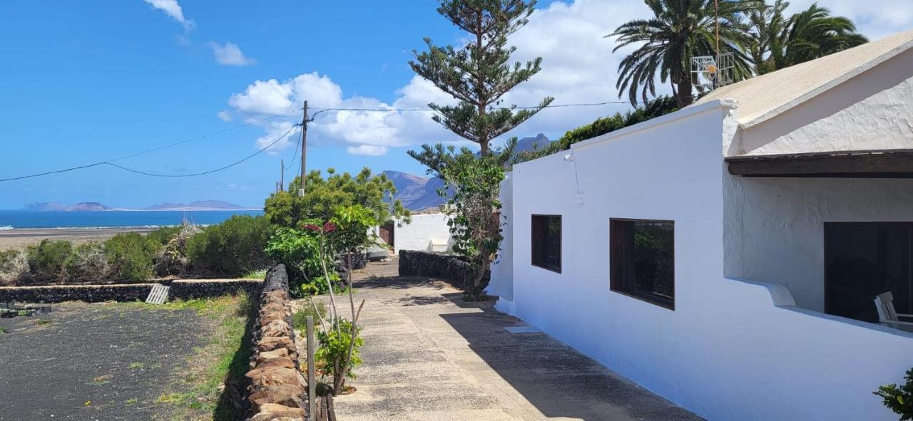 Casa Famara Teguise (Lanzarote) Exterior foto