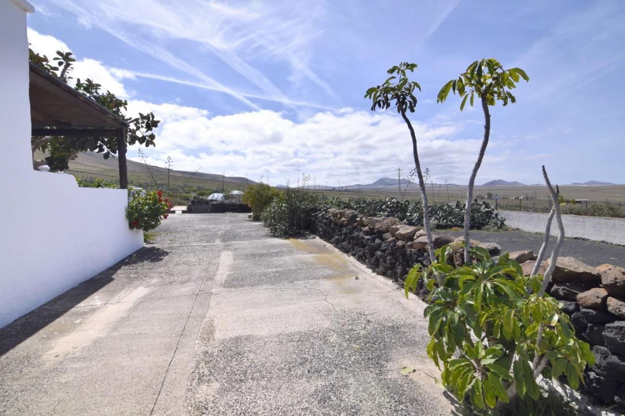 Casa Famara Teguise (Lanzarote) Exterior foto