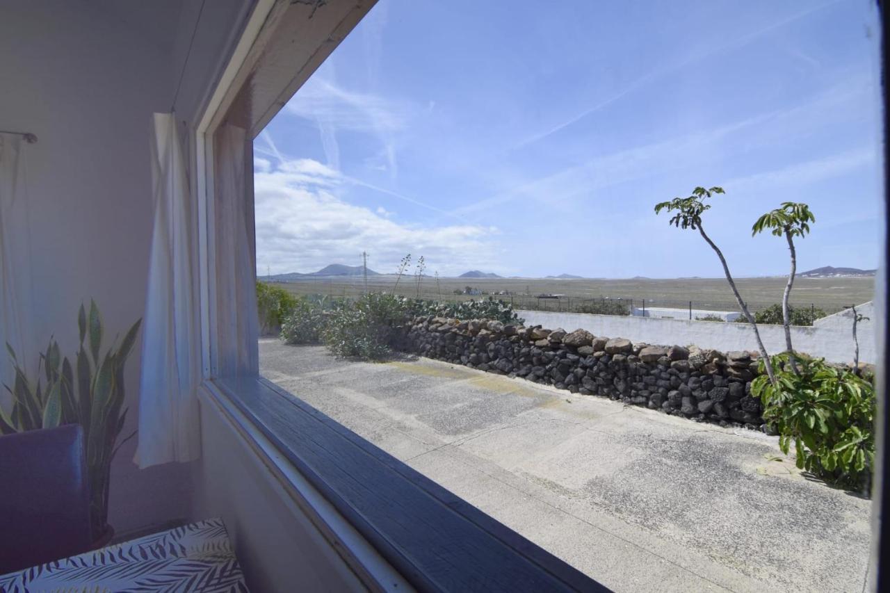 Casa Famara Teguise (Lanzarote) Exterior foto
